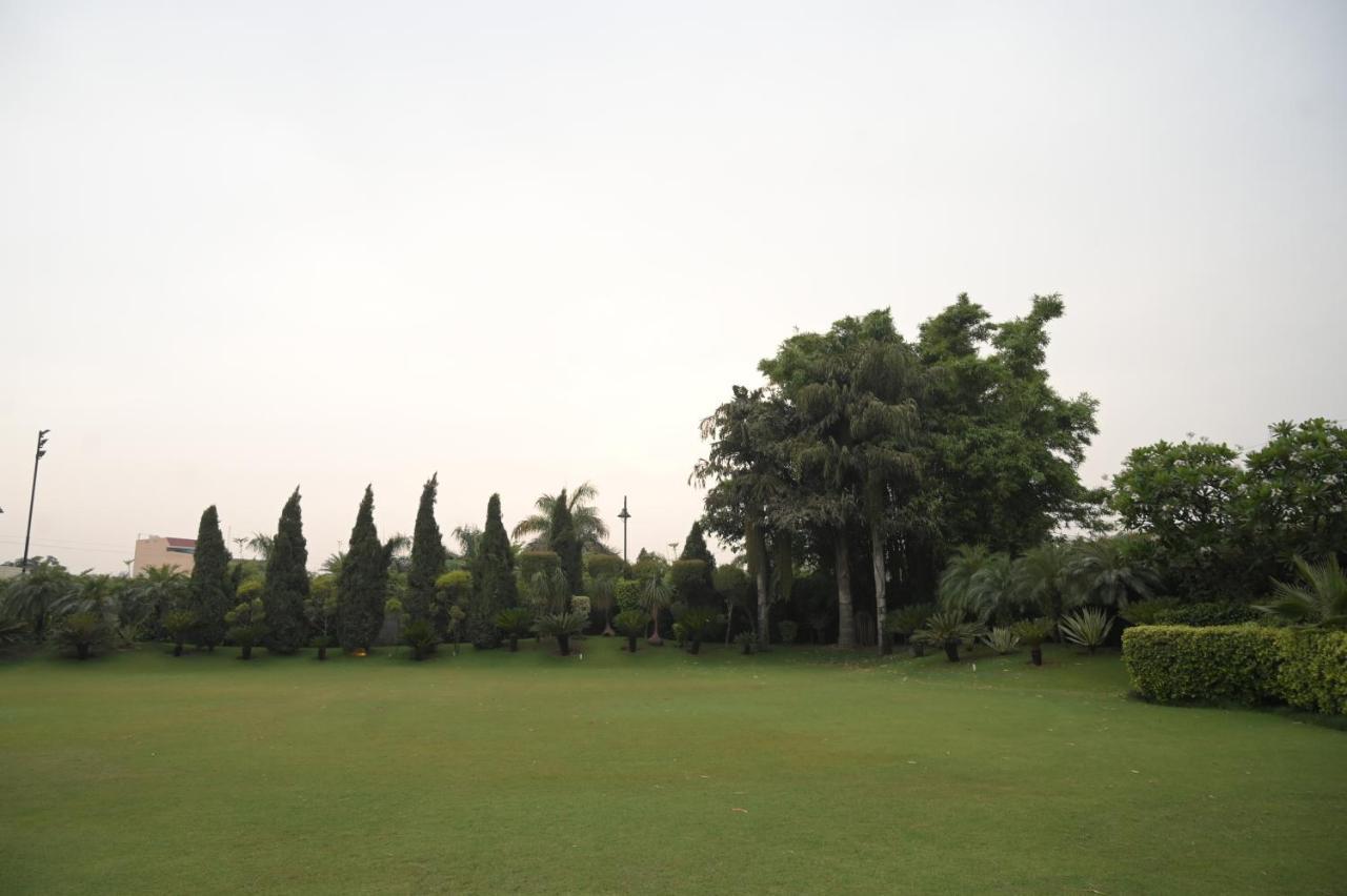 Kamal Resorts - The Luxury Of Being Yourself Ludhiana Buitenkant foto
