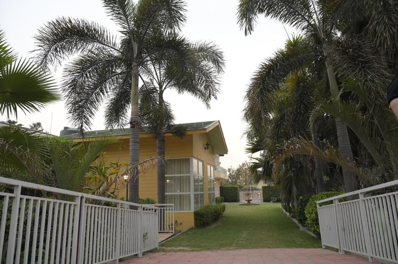Kamal Resorts - The Luxury Of Being Yourself Ludhiana Buitenkant foto