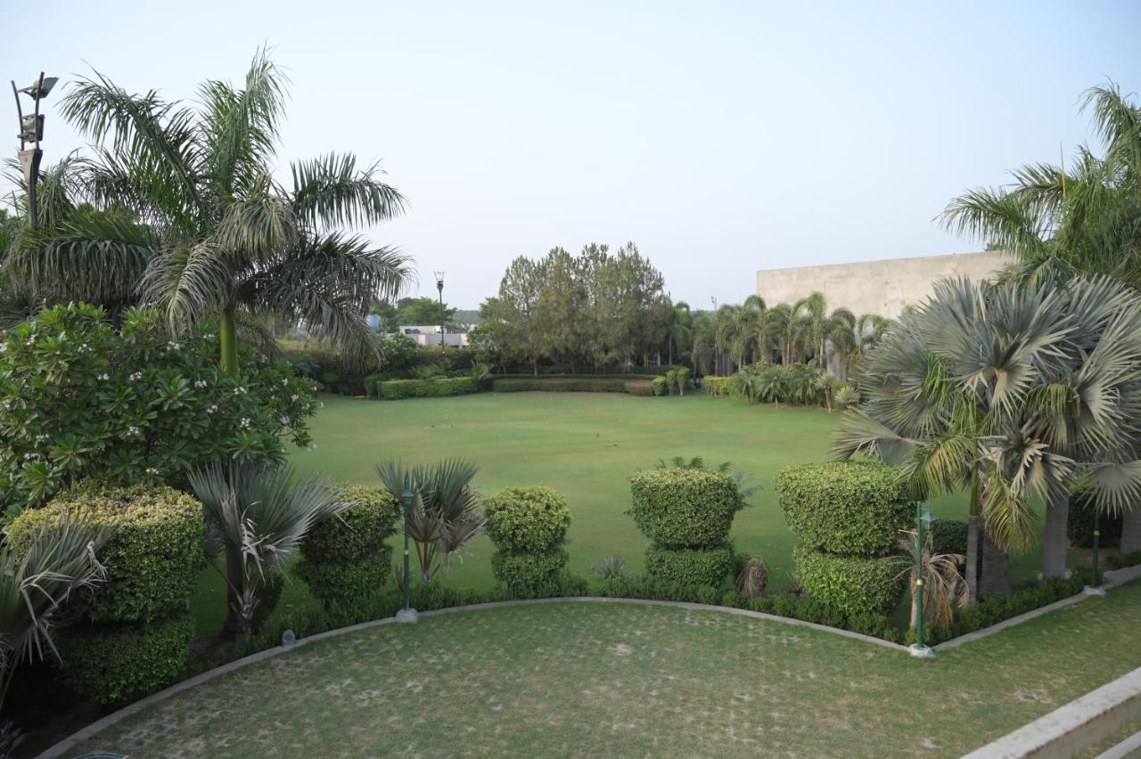 Kamal Resorts - The Luxury Of Being Yourself Ludhiana Buitenkant foto